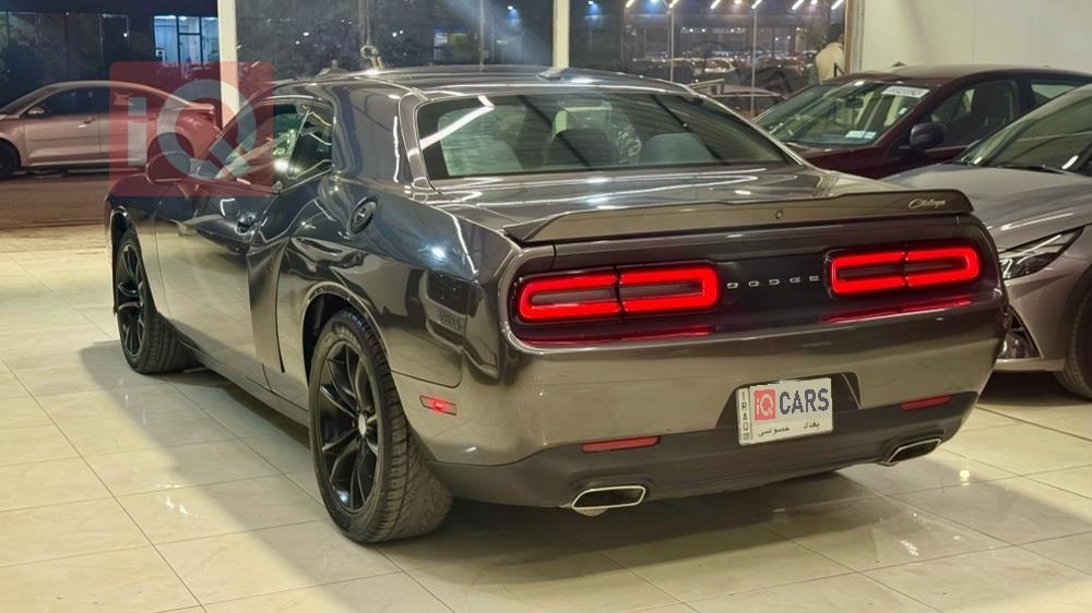 دۆج چالنجەر